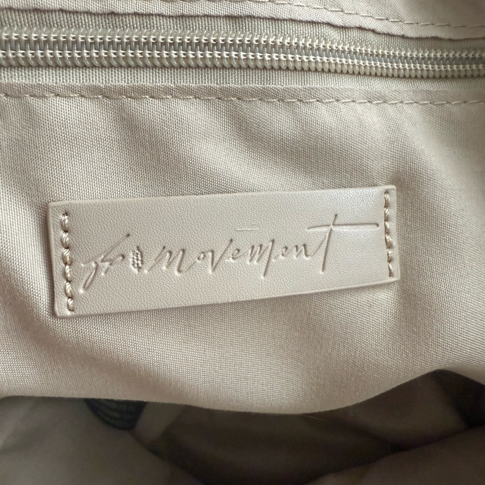 NEW! FP Movement Large Cream Quilted Hobo Bag - Picture 5 of 6